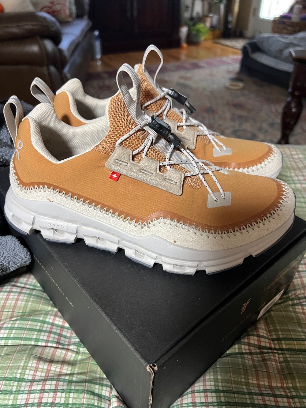 On Cloud Lightweight Women's Athletic Sneakers in Tan and White
